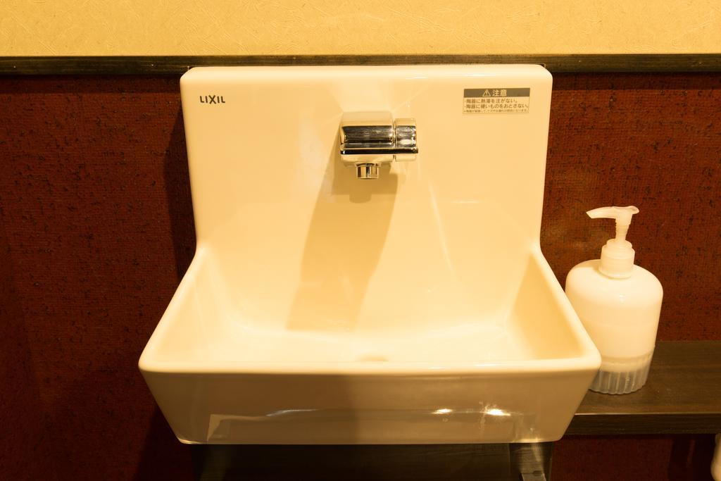 Musubi Hotel Kyoto Sanjo Villa Bagian luar foto